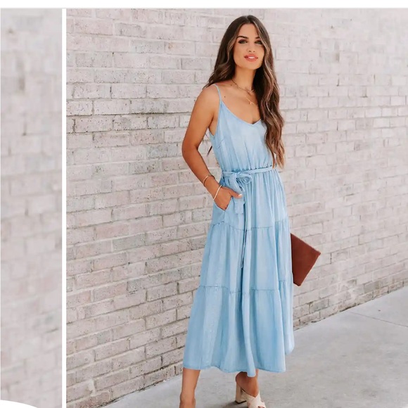 Vici Canadian Blues Chambray Pocketed Midi Dress - Picture 4 of 7